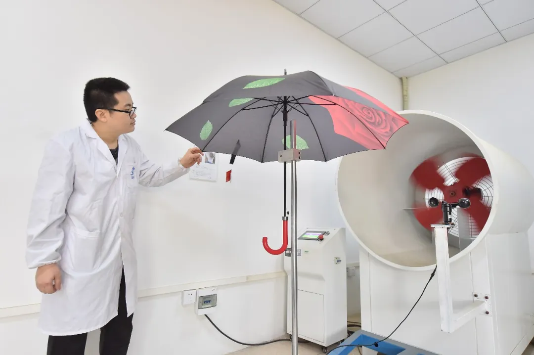 一把好傘的自我修養(yǎng)：優(yōu)安納拆解專業(yè)制傘門(mén)道